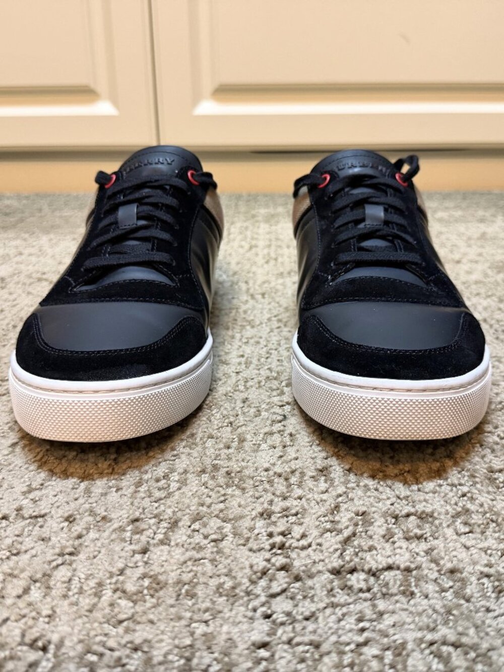 Burberry Men's Reeth Sneaker - Size 44 - Picture 8 of 13